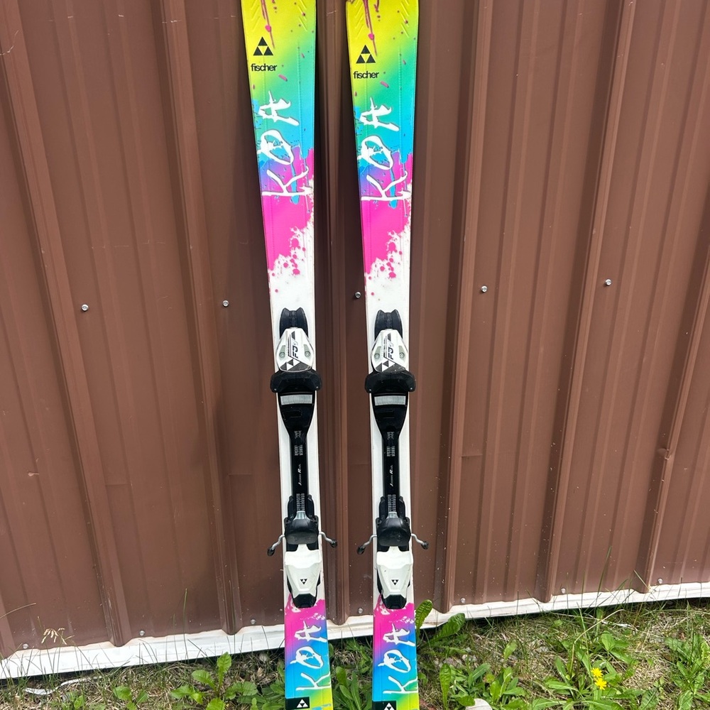 Fischer Koa Skis with Colorful Design